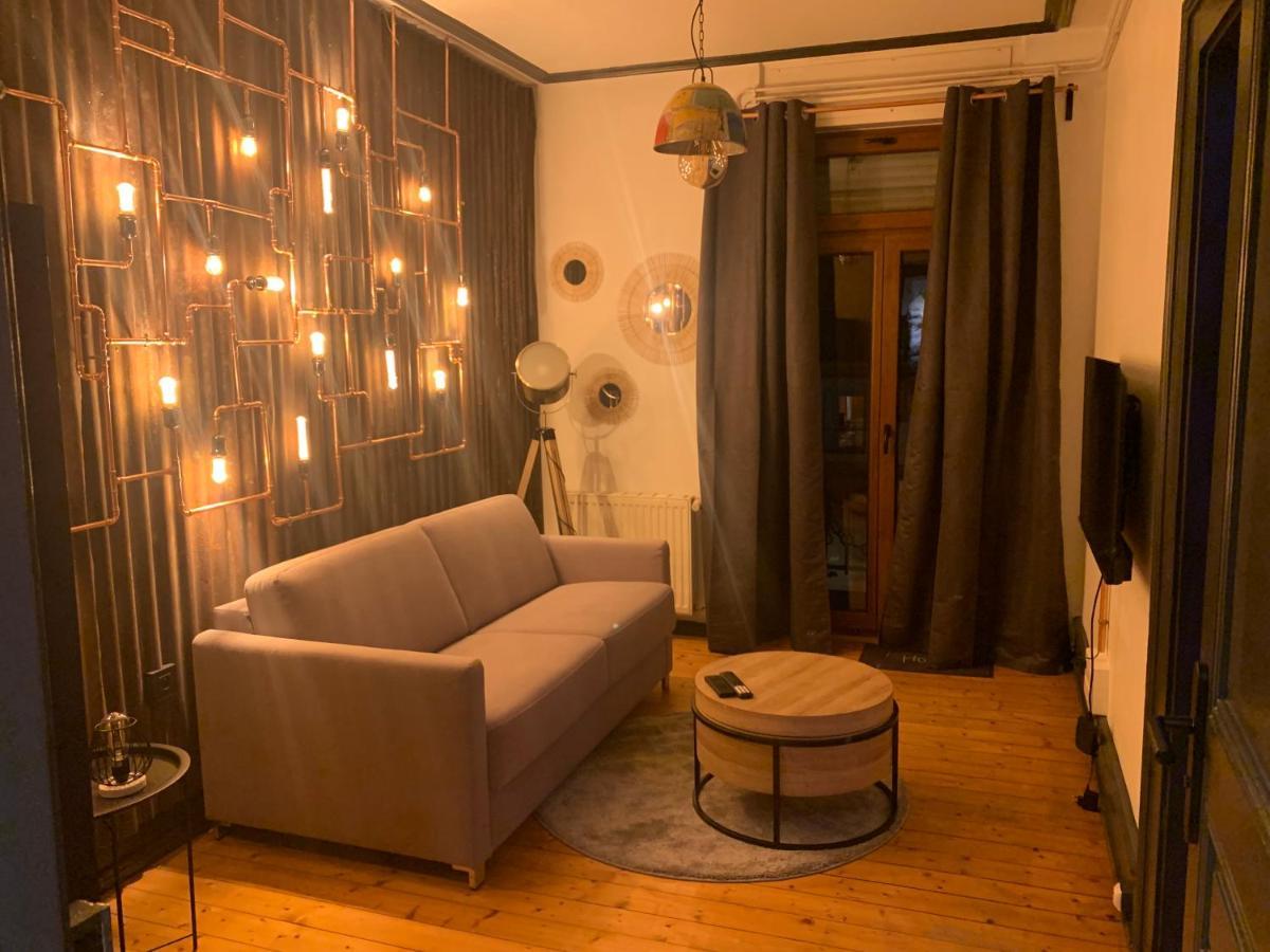 Edouard & Richard Apartment